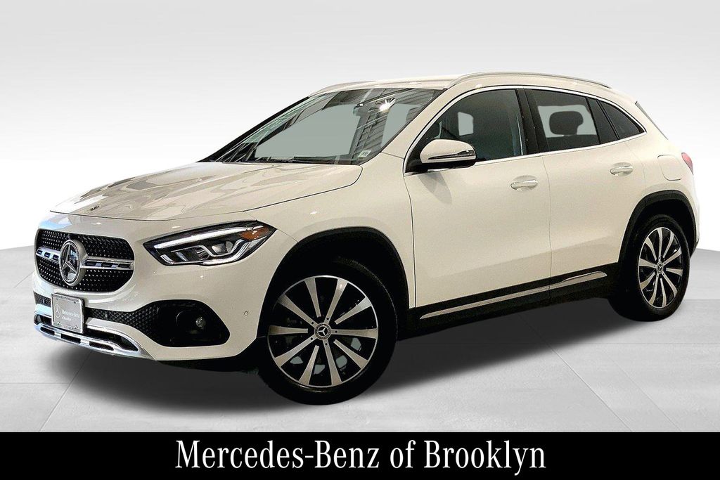2023 Mercedes Benz GLA 250 4MATIC photo 2