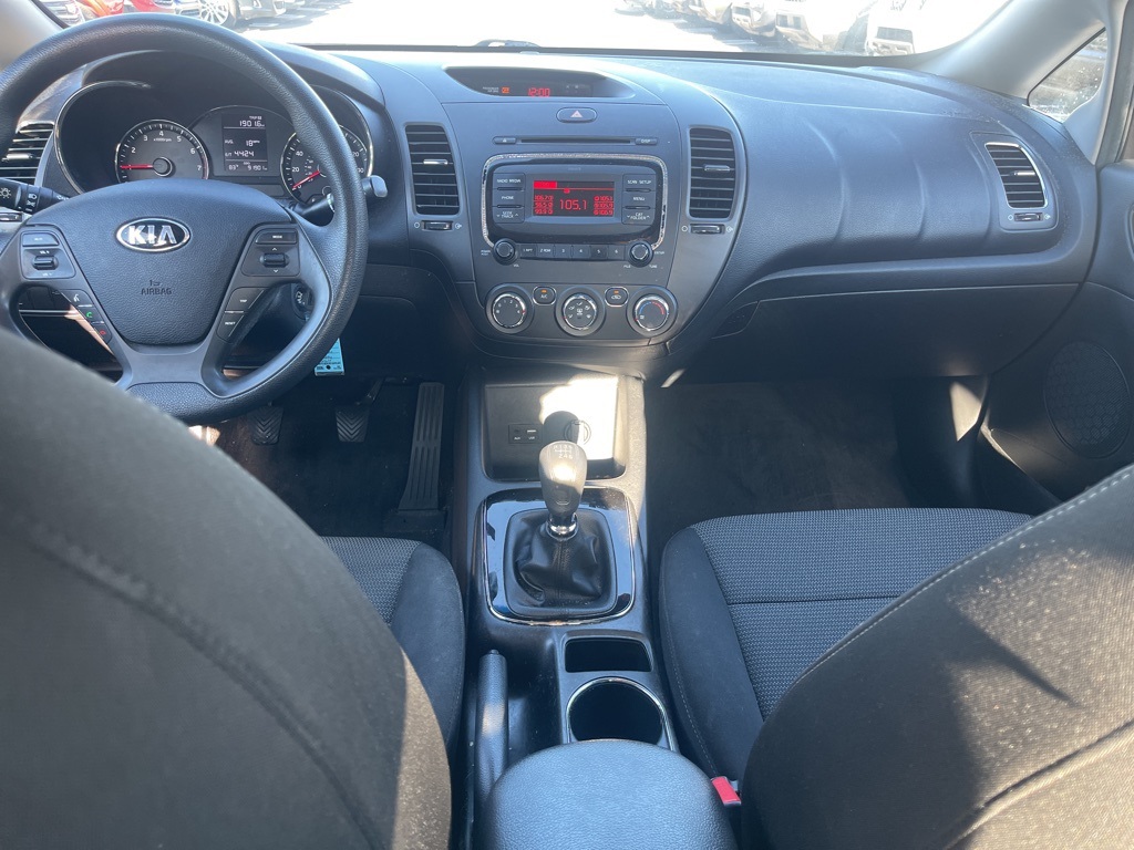 2018 Kia Forte LX Base photo 11
