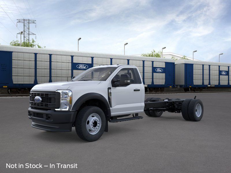 2026 Ford F-600 Super Duty Chassis Cab XL's photo