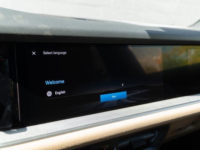 2026 Porsche Cayenne photo 25