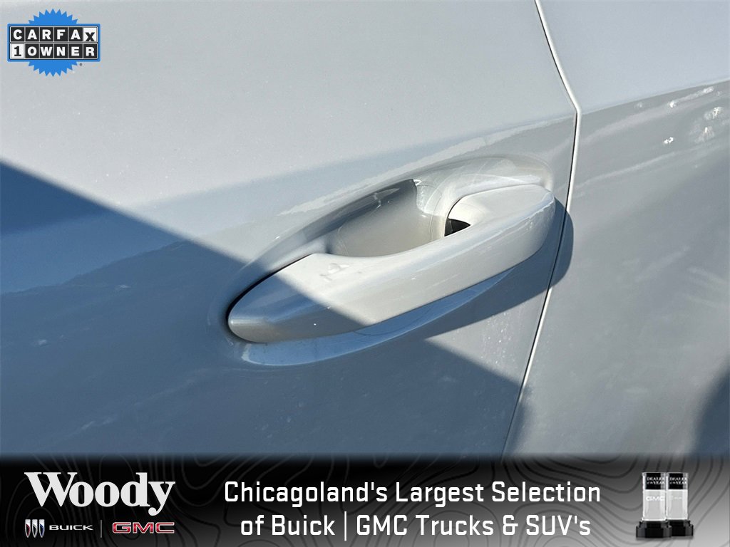 2025 LEXUS ES - Image 12