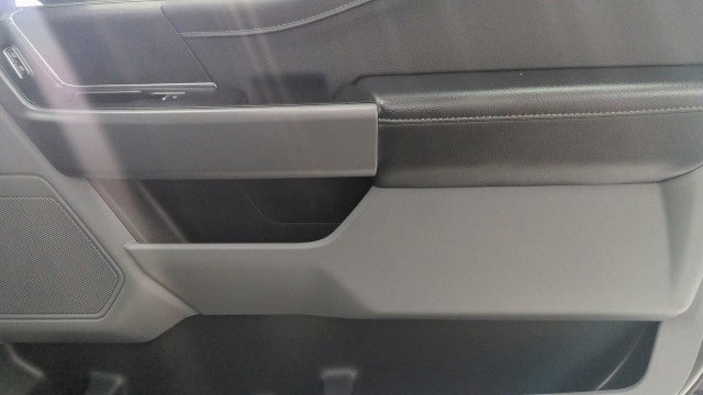 Used 2024 BLACK Ford XLT image 30