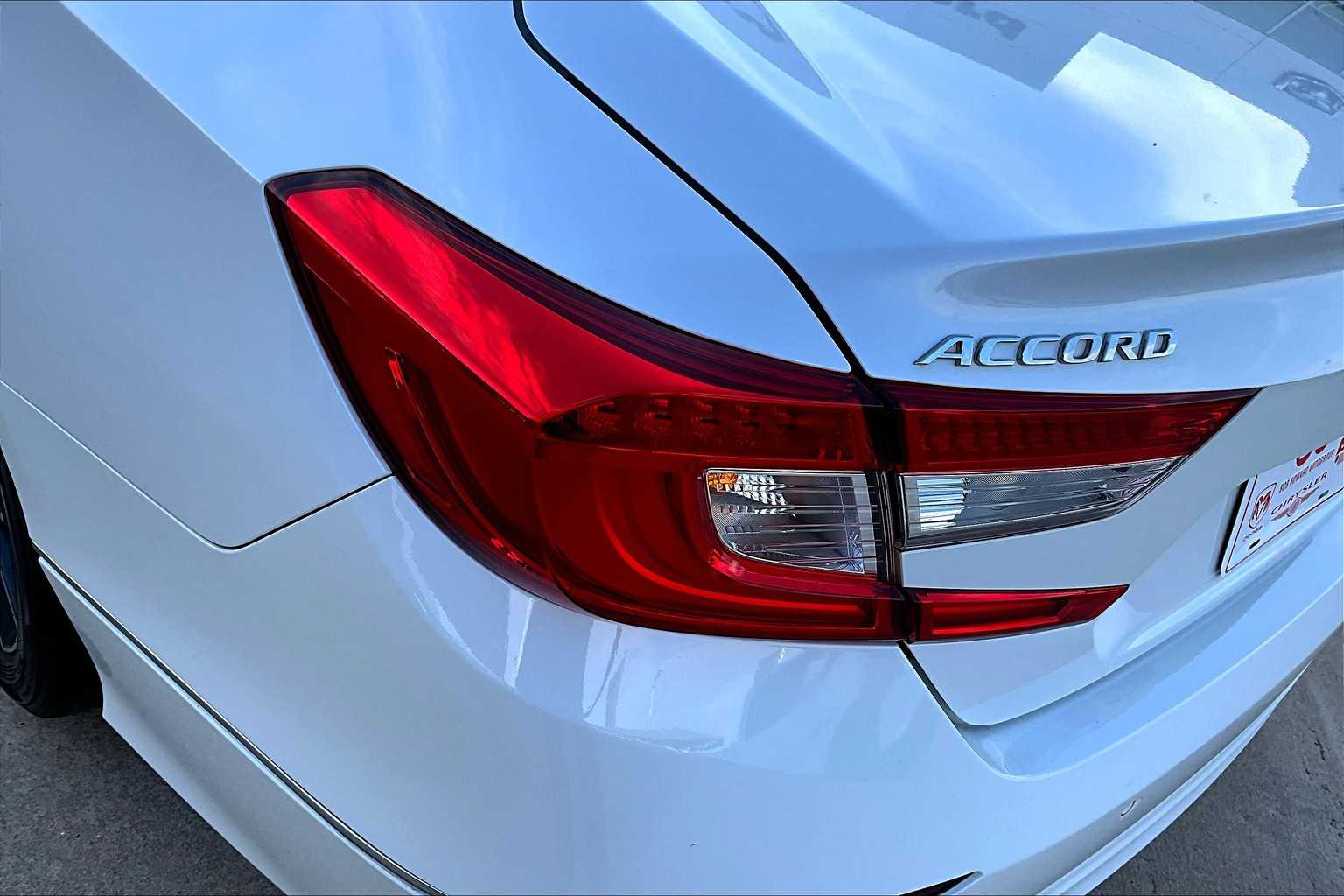 2022 Honda Accord EX-L photo 27
