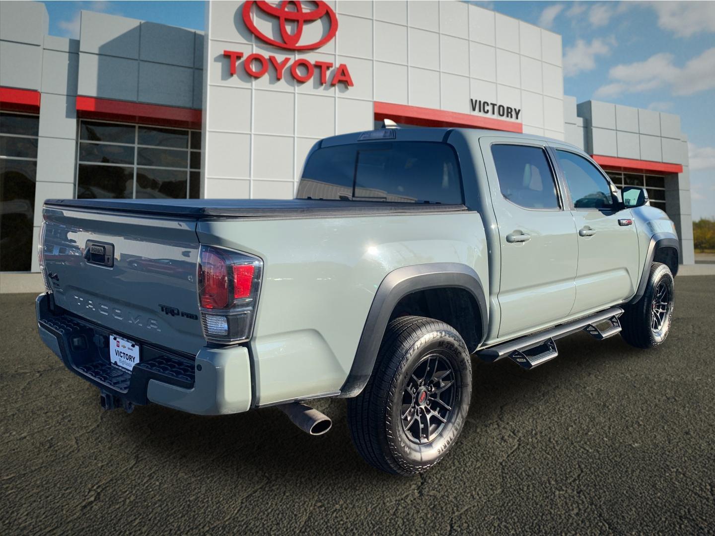 2021 Toyota Tacoma TRD Pro photo 3