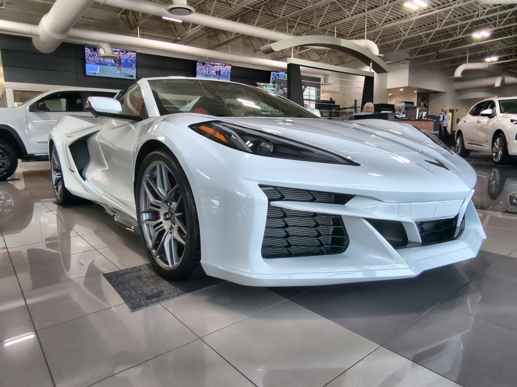 2024 Chevrolet Corvette 1LZ Convertible photo 2