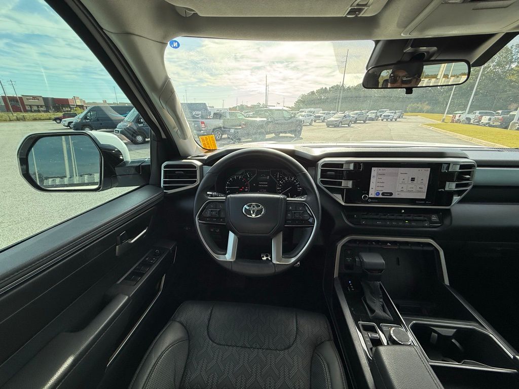 2022 Toyota Tundra TRD photo 13