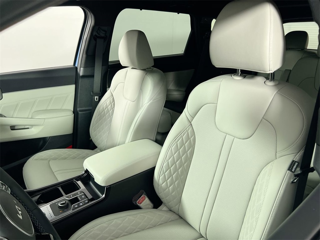 2025 Kia Sorento Hybrid SX Prestige photo 11