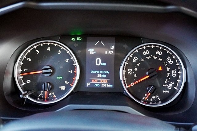 2022 Toyota RAV4 LE photo 30