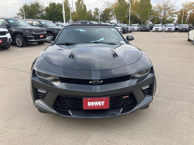 2016 Chevrolet Camaro 2SS photo 2