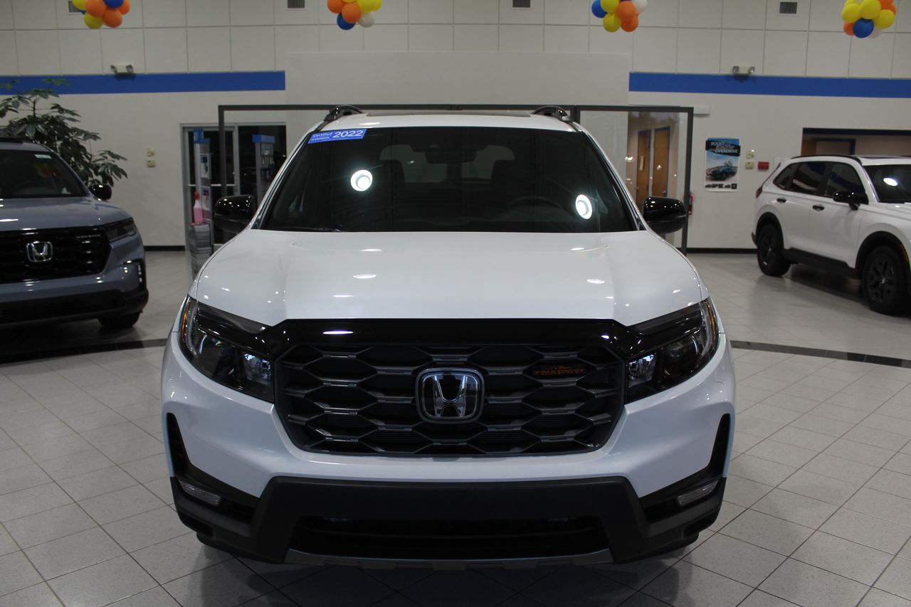 2022 Honda Passport TrailSport photo 2