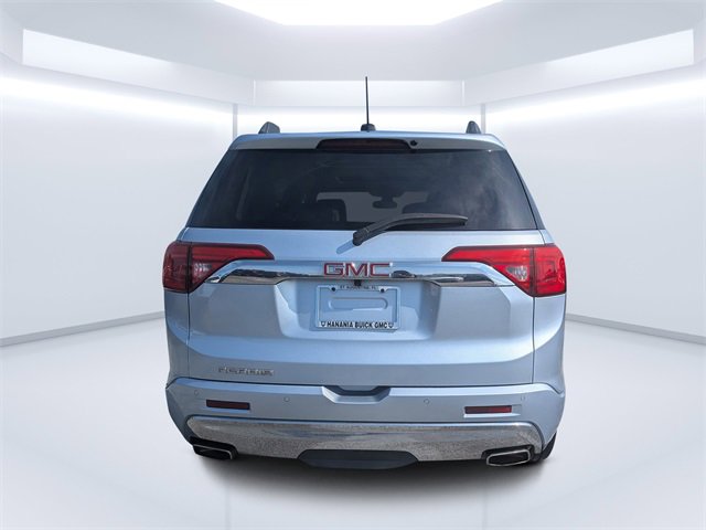 2017 Gmc Acadia Denali photo 3