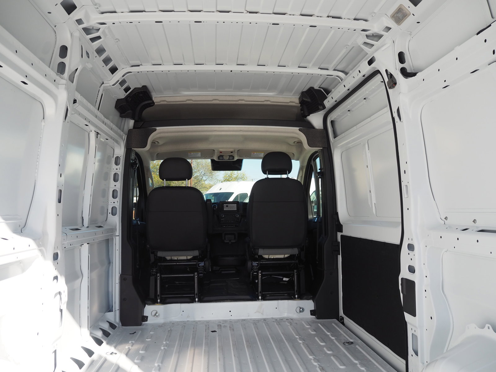 2025 Ram ProMaster 2500 photo 10