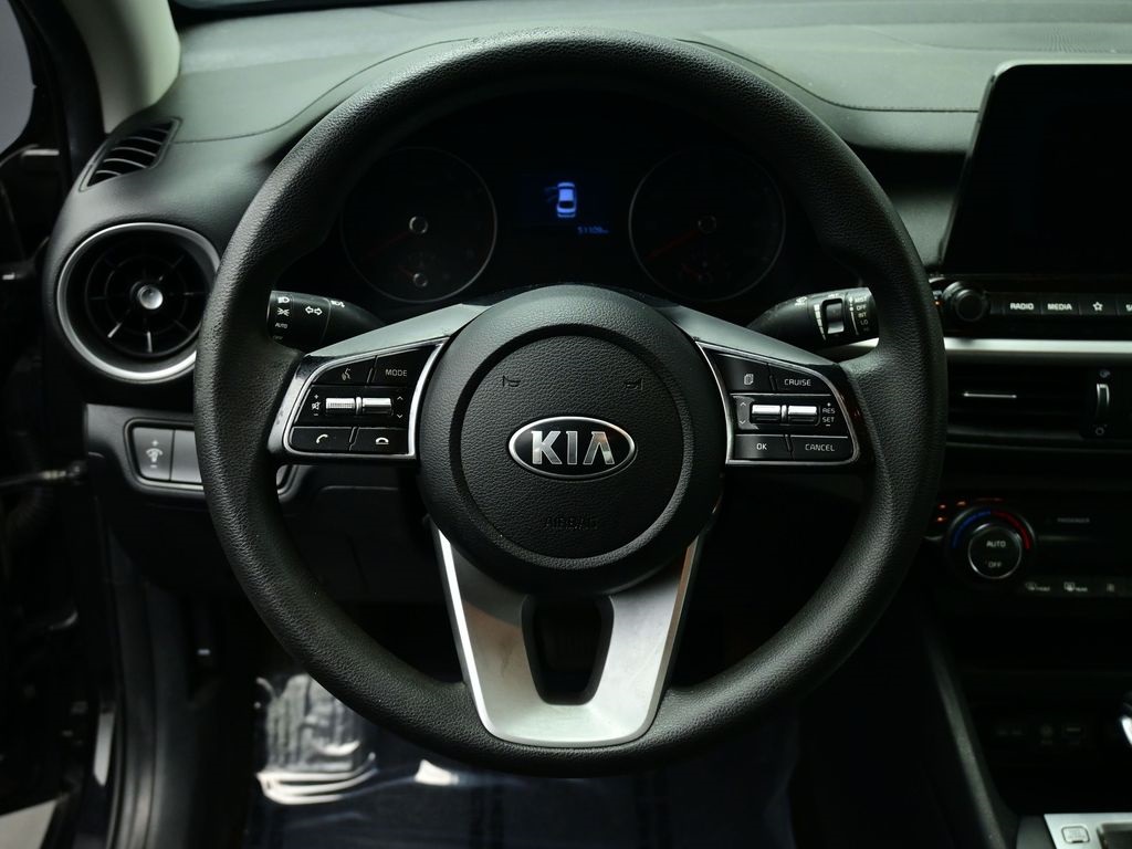 2019 Kia Forte FE LXS photo 3