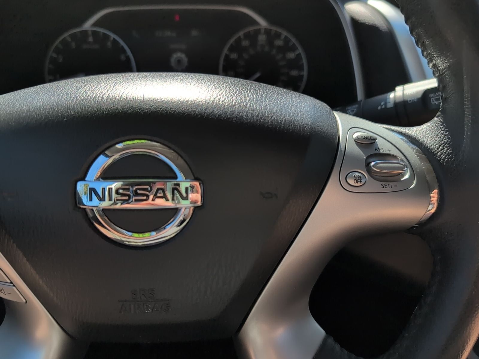 2016 Nissan Murano SL photo 3