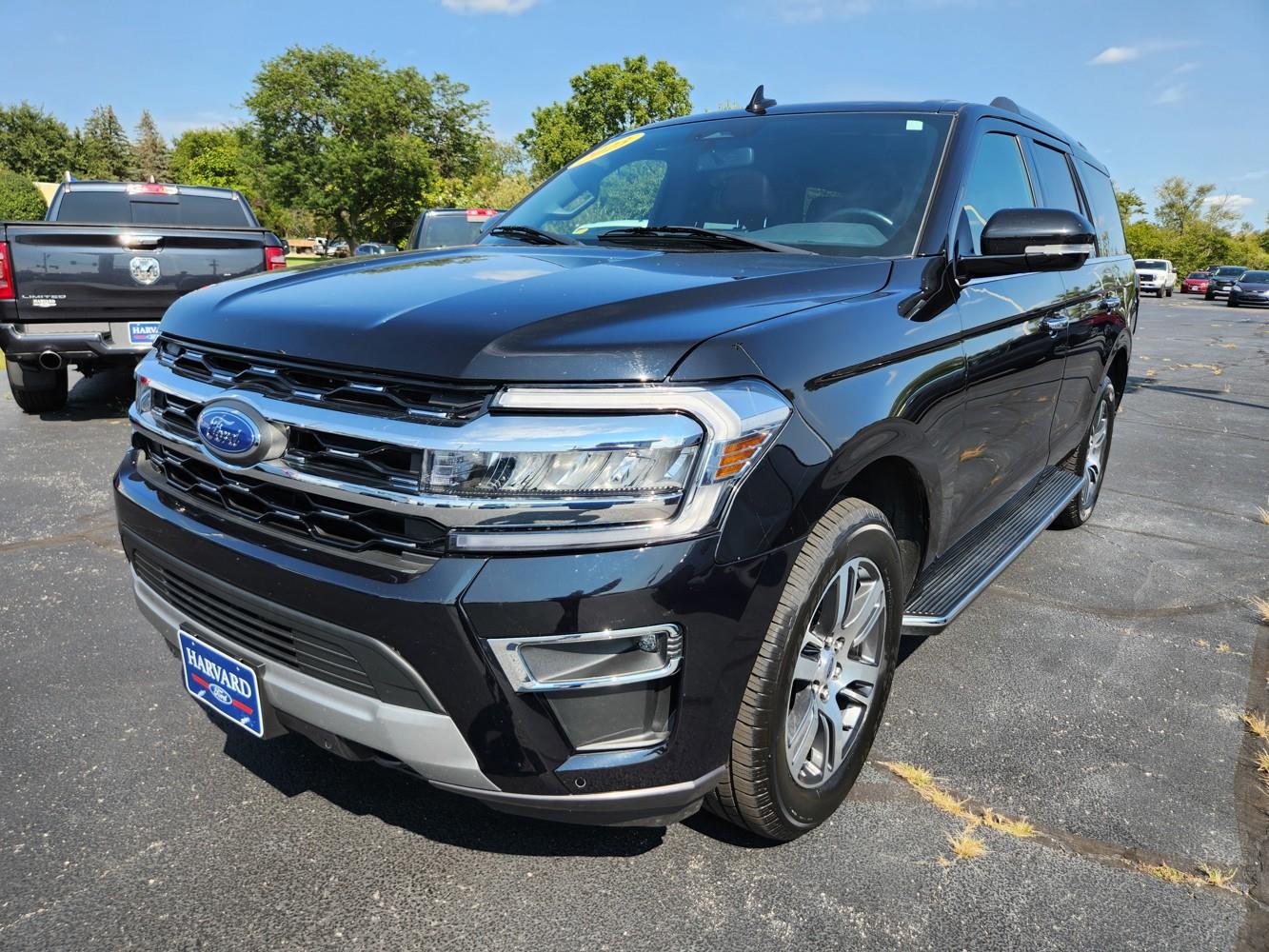 2023 Ford Expedition Limited photo 3