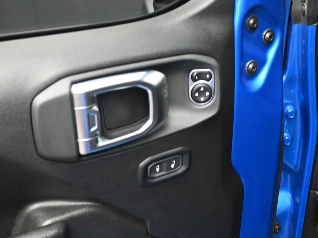 2024 Jeep Wrangler Sport S photo 7
