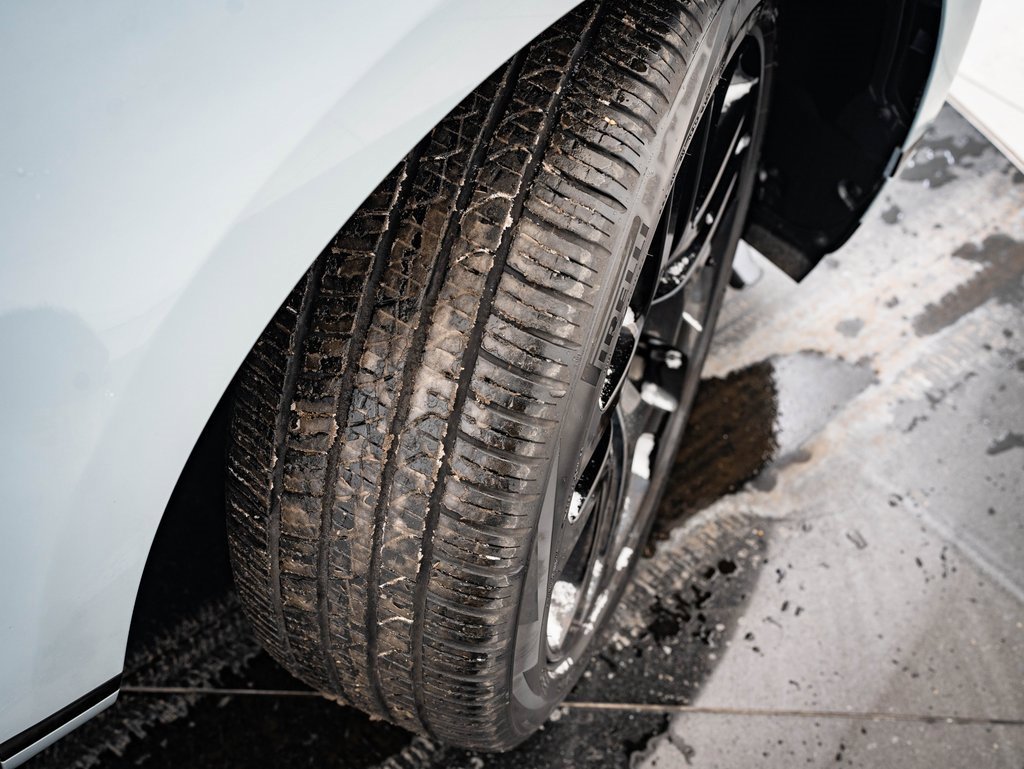2024 Land Rover Range Rover Evoque Dynamic SE photo 34