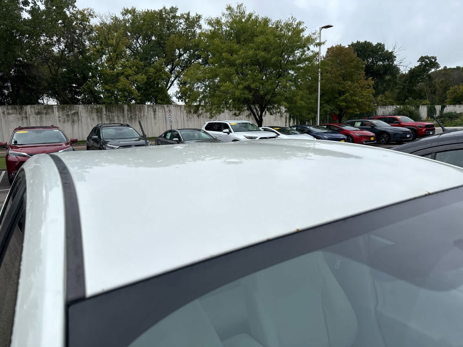 2013 Toyota Prius Two photo 3