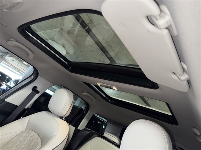 2024 Mini Cooper Signature photo 26