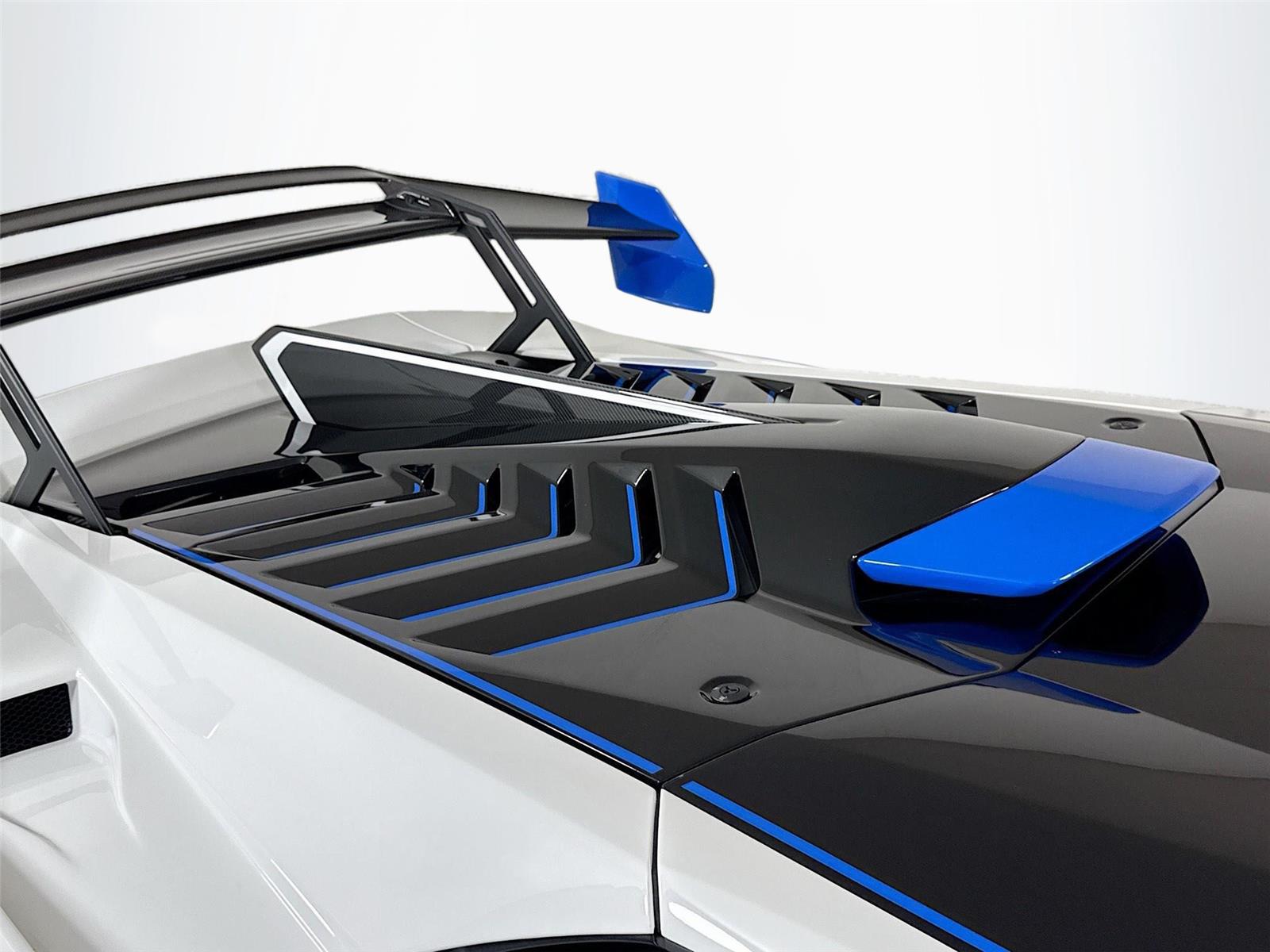2023 Lamborghini Huracan STO STO photo 31