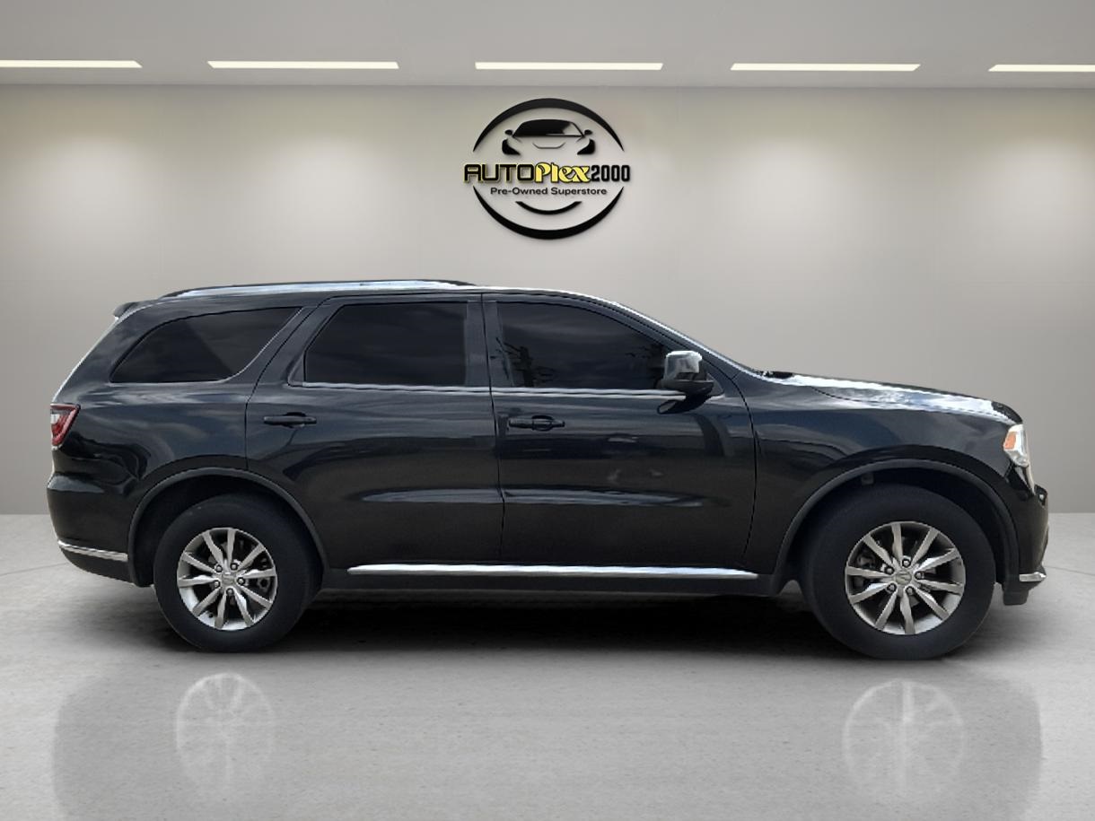 2016 Dodge Durango SXT photo 2