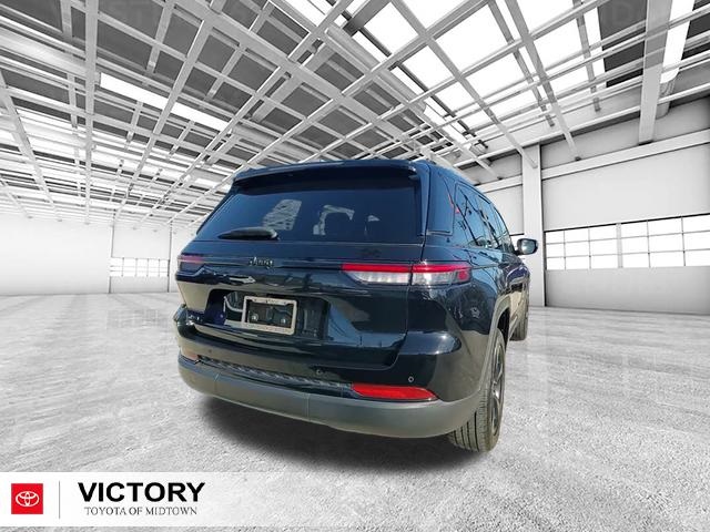 2023 Jeep Grand Cherokee Altitude X photo 3