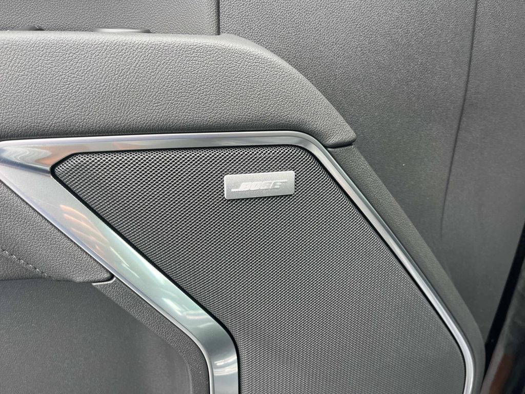2025 Chevrolet Silverado 2500HD LTZ photo 15