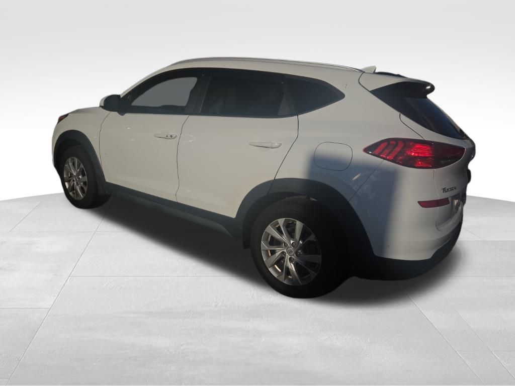 2021 Hyundai Tucson Value photo 2
