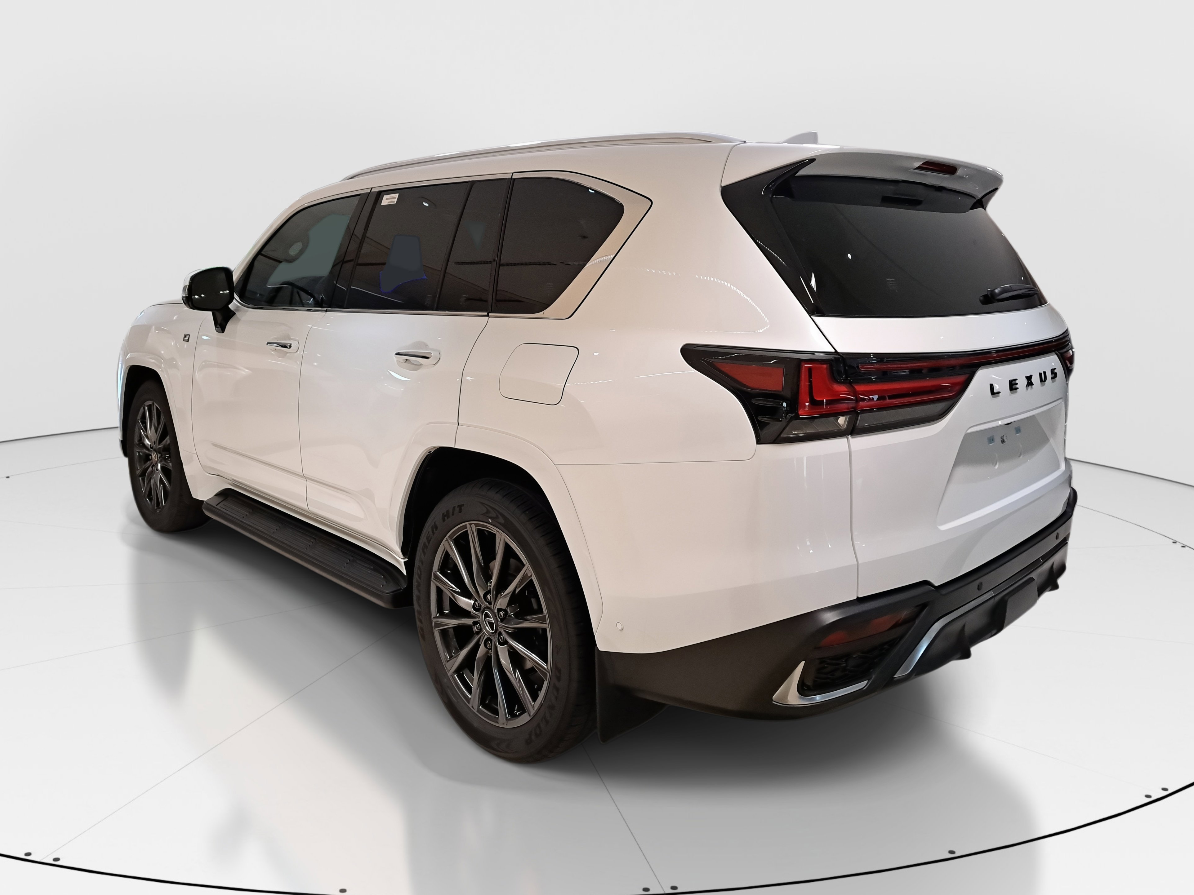 2025 Lexus LX F SPORT Handling photo 3