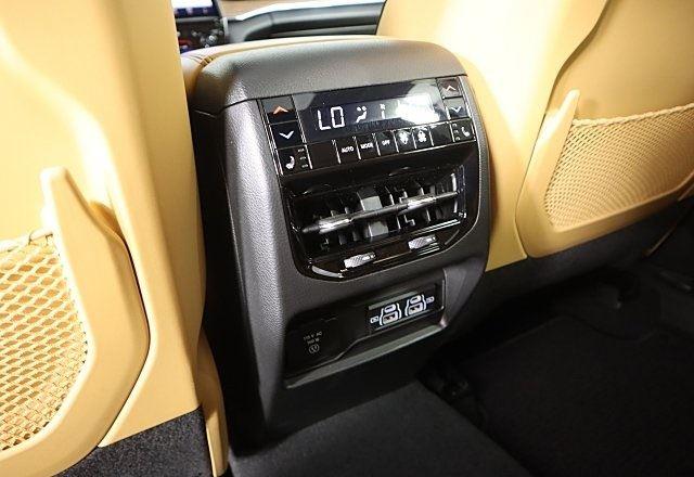 2024 Jeep Grand Cherokee Summit photo 19