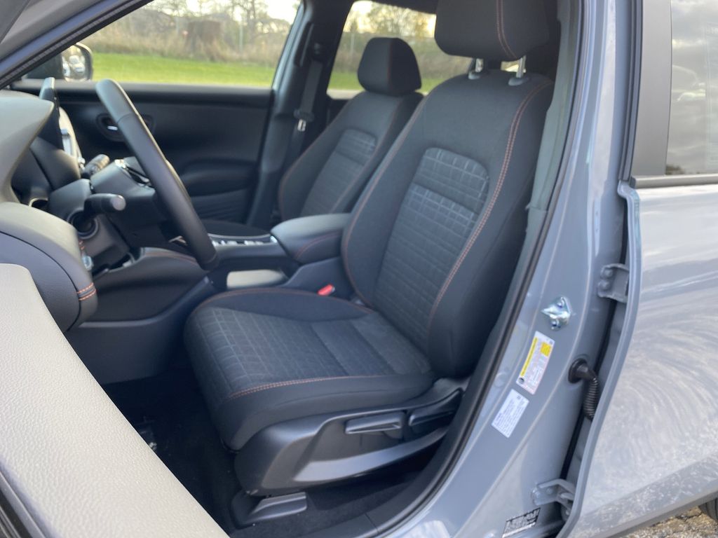 2026 Honda HR-V Sport photo 3