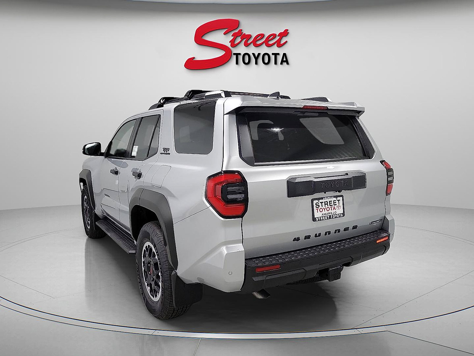 2025 Toyota 4Runner TRD Off-Road photo 2