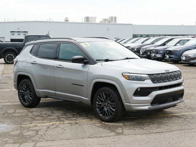 PRE-OWNED 2022 JEEP COMPASS HIGH ALTITUDE