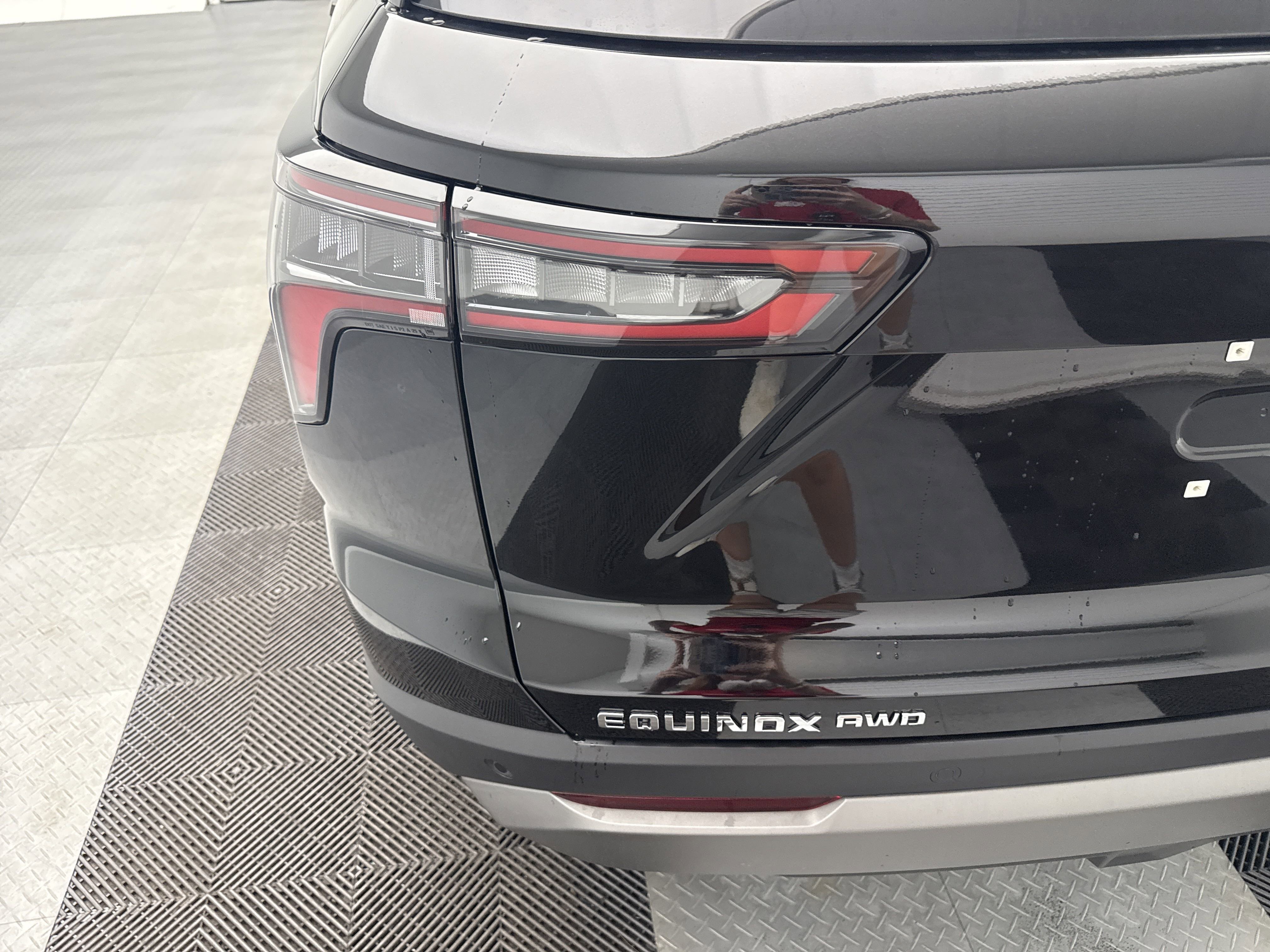 2026 Chevrolet Equinox LT photo 7