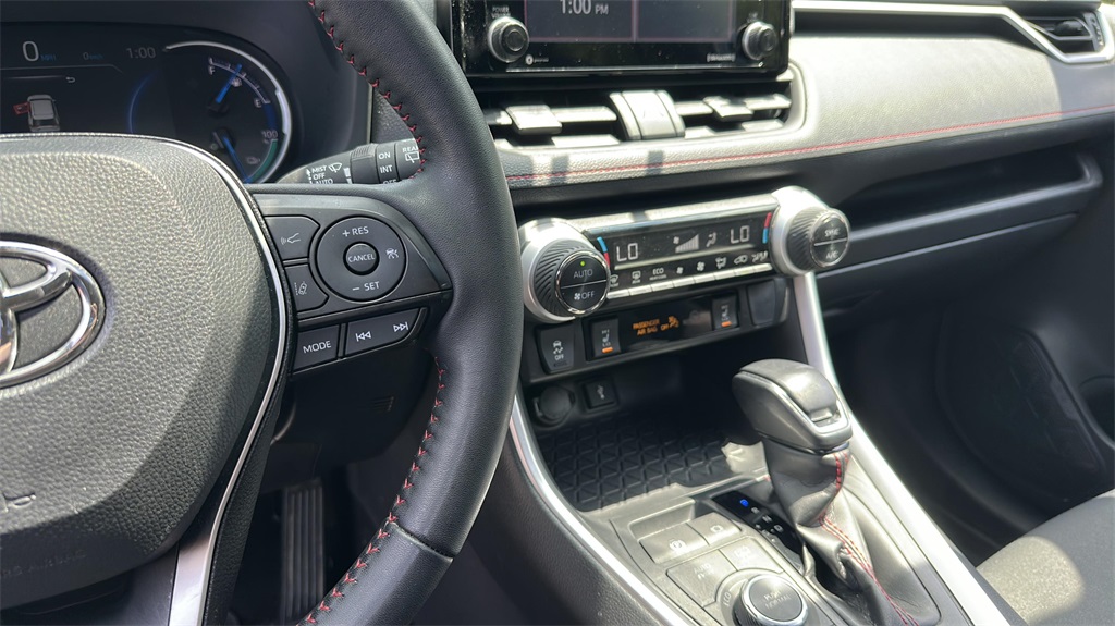 2021 Toyota RAV4 Prime XLE Premium photo 25