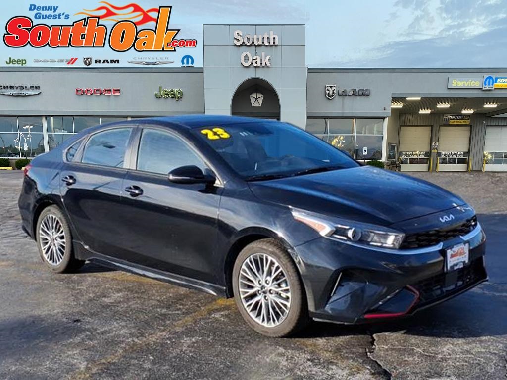 2023 Kia Forte GT-Line's photo