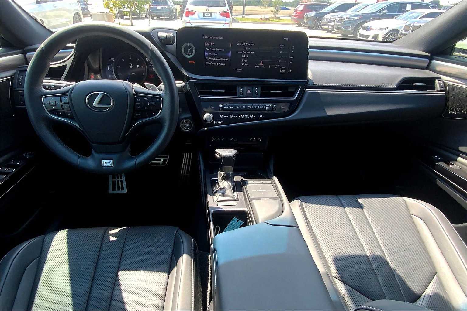 2022 Lexus ES F SPORT Handling photo 15