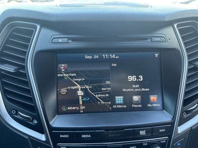 2017 Hyundai Santa Fe Limited Ultimate photo 18
