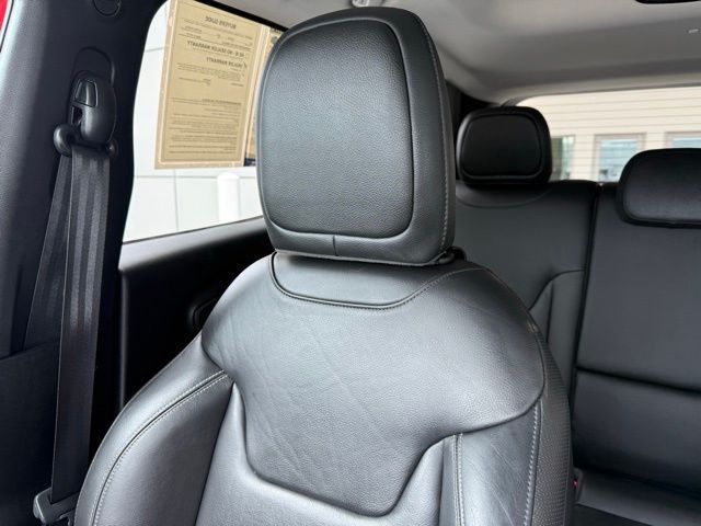 2019 Jeep Renegade Limited photo 49