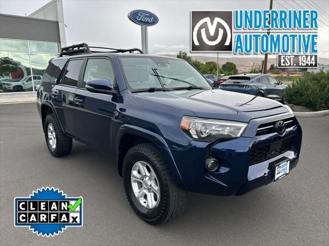 2022 Toyota 4Runner SR5 Premium's photo