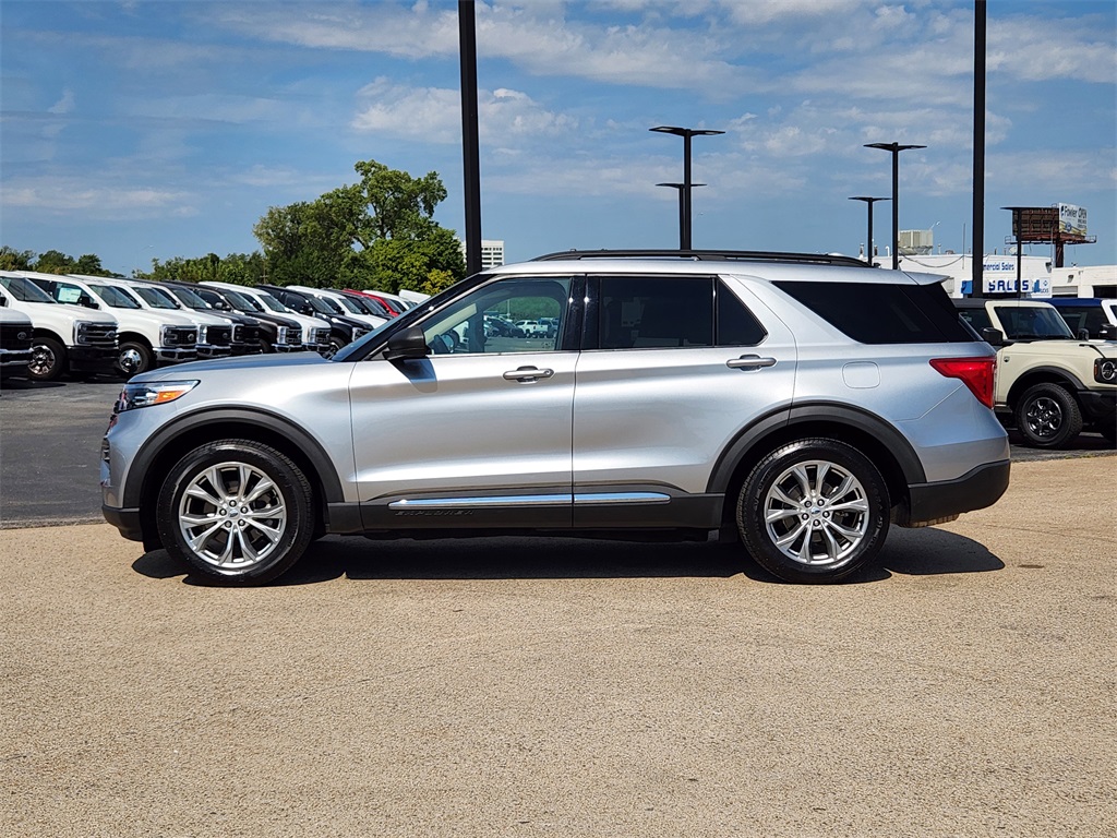 2020 Ford Explorer XLT photo 4