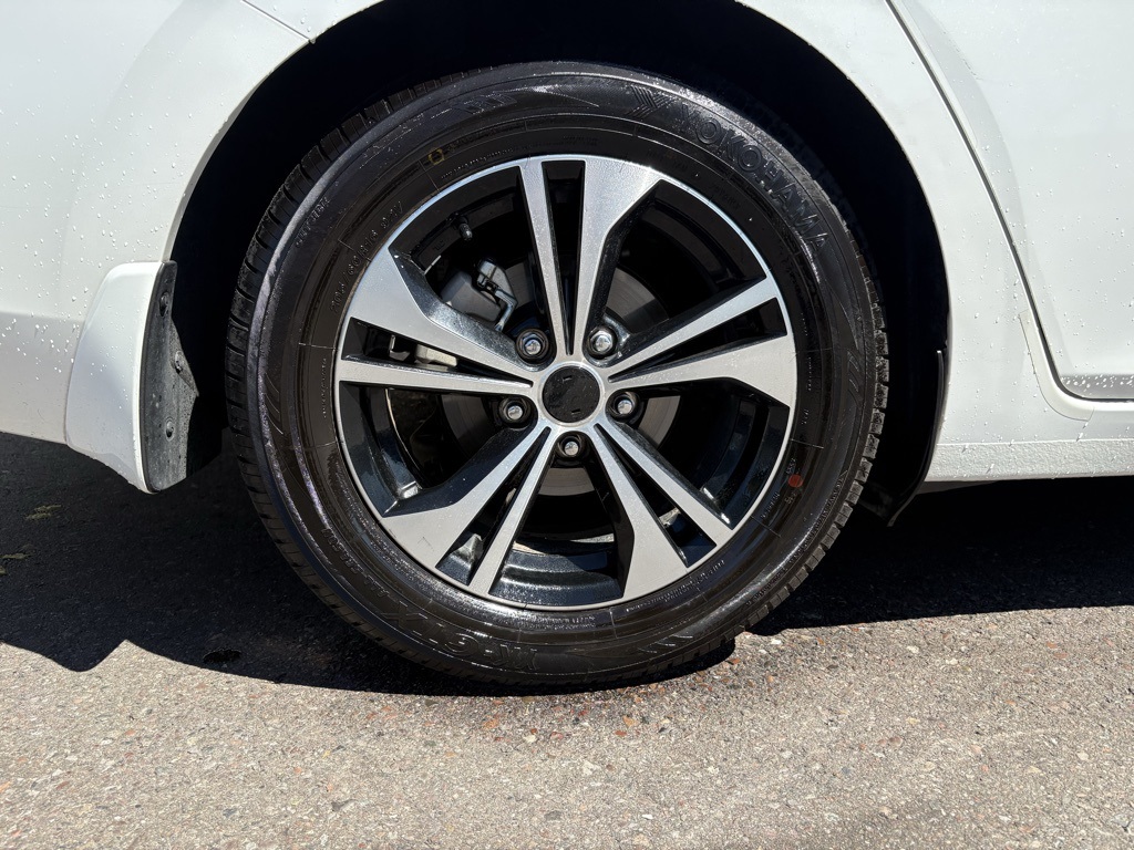 2021 Nissan Sentra SV photo 3
