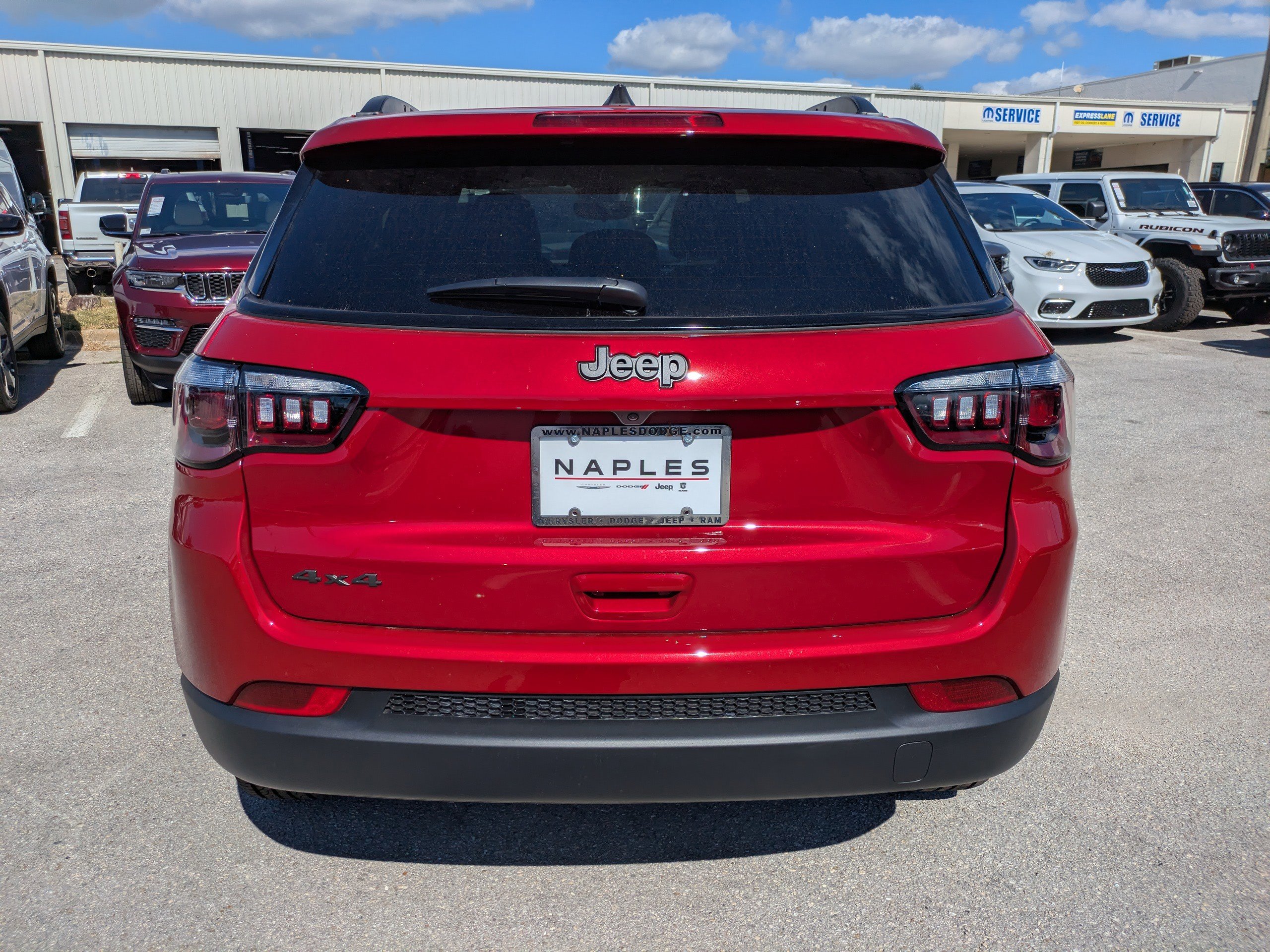 2026 Jeep Compass Latitude Altitude photo 4