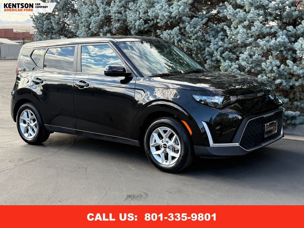 2024 Kia Soul LX photo 9