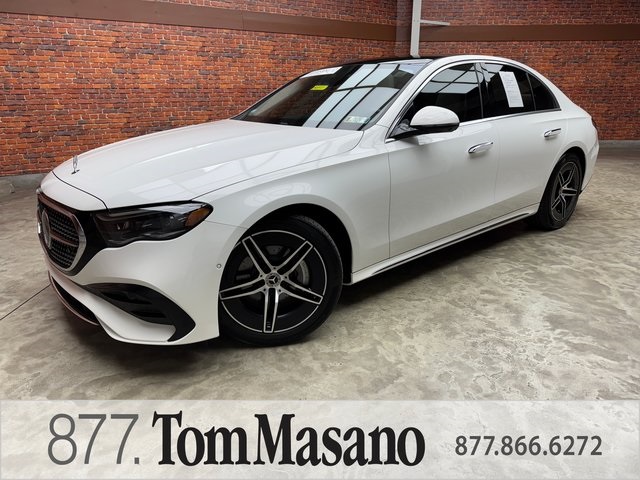 2024 Mercedes-Benz E-Class E450's photo