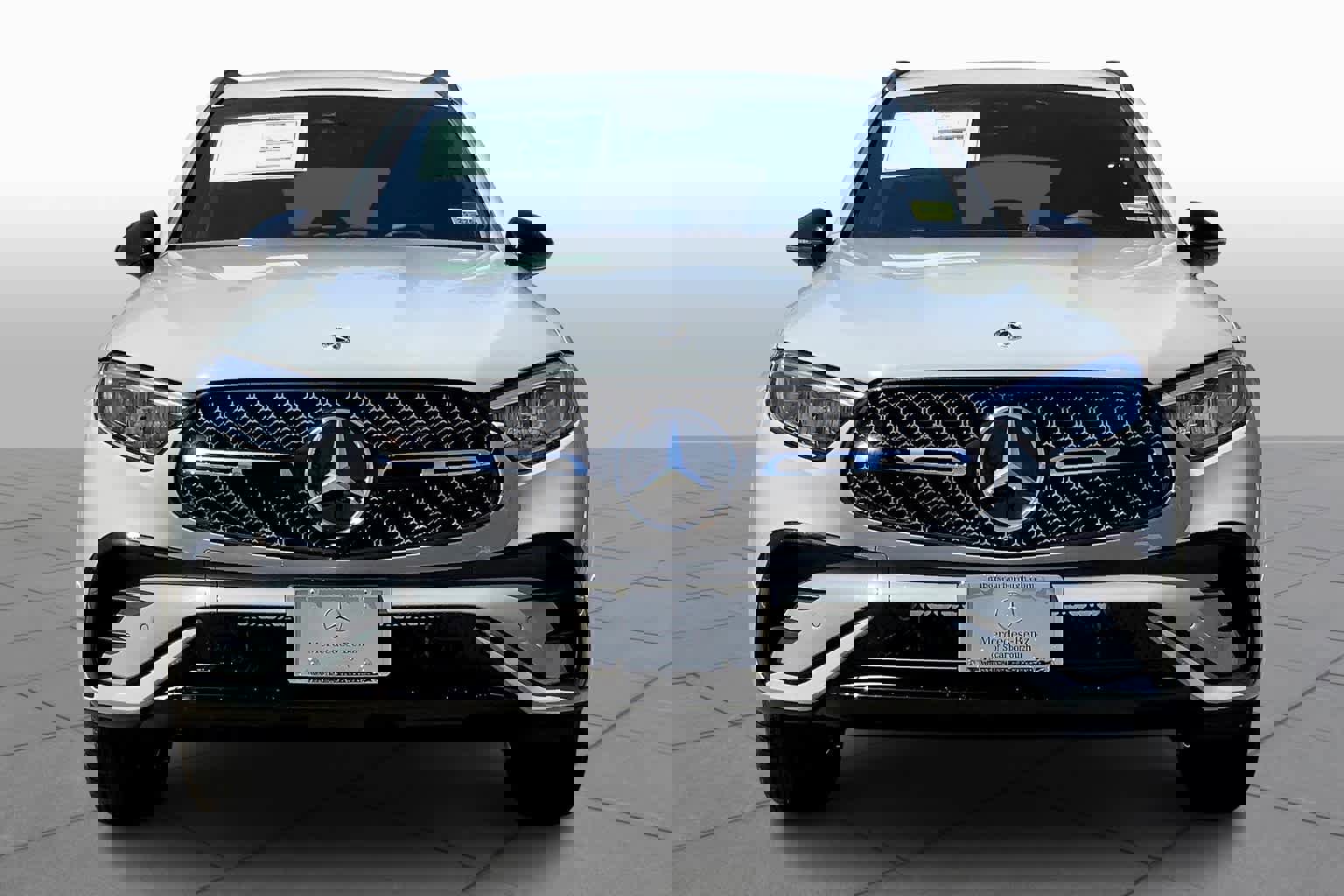 2025 Mercedes Benz GLC 300 4MATIC photo 3