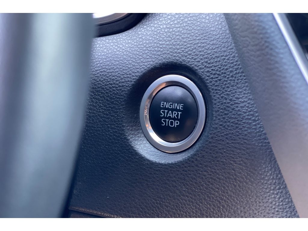 2022 Toyota Corolla SE photo 28