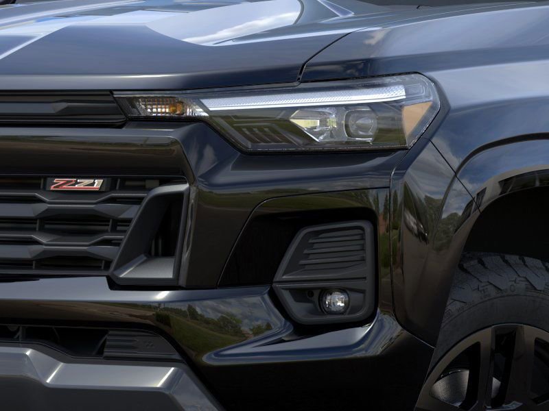 2025 Chevrolet Colorado Z71 photo 9