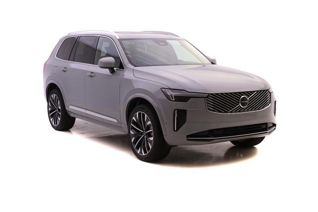 2026 Volvo XC90 Plus photo 2