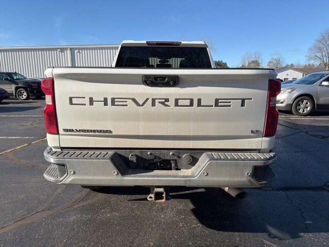 2020 Chevrolet Silverado 2500HD LT photo 3